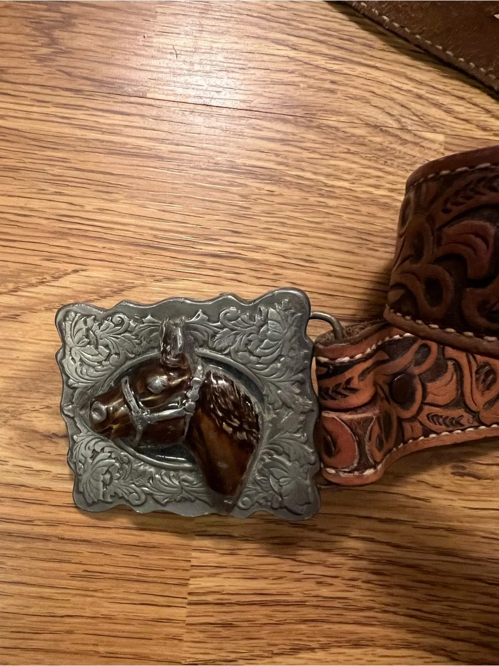 Vintage Unisex Brown Tooled Leather Western Belt with Decorative Buckle