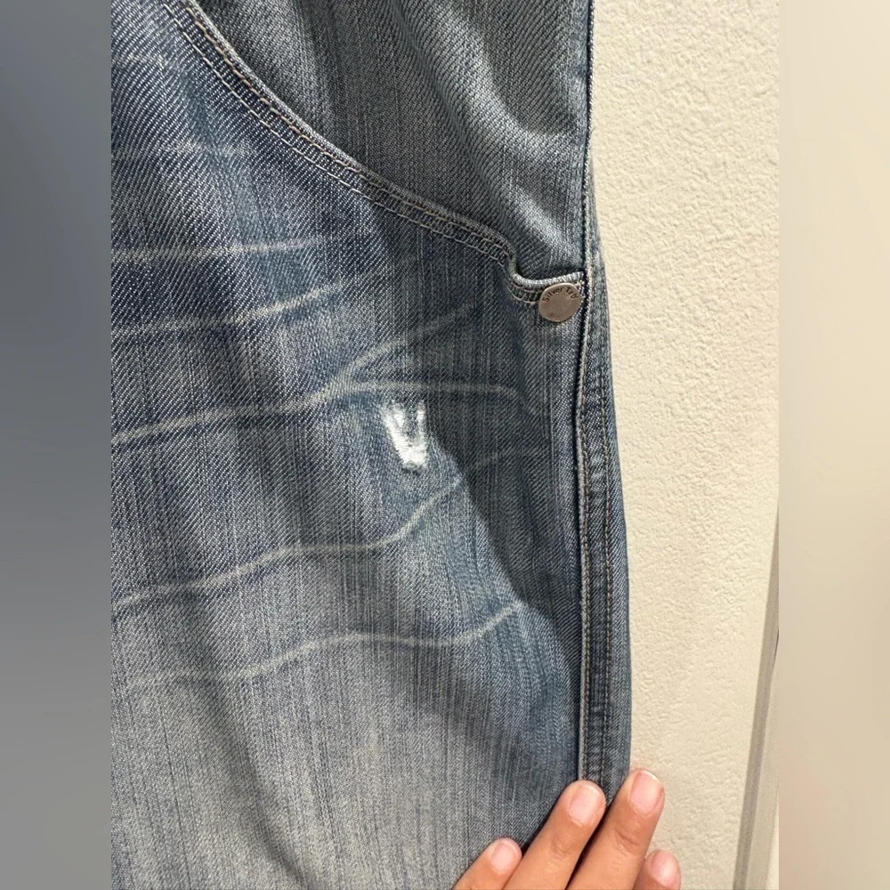Levis good pre