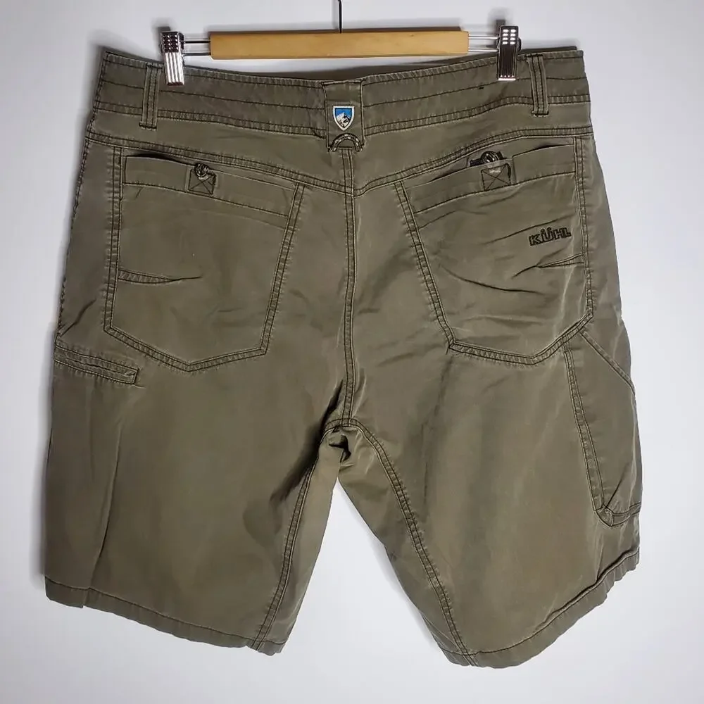 Kuhl Men's Green Cargo Shorts Vintage Patina Dye Size 38 Good Condition