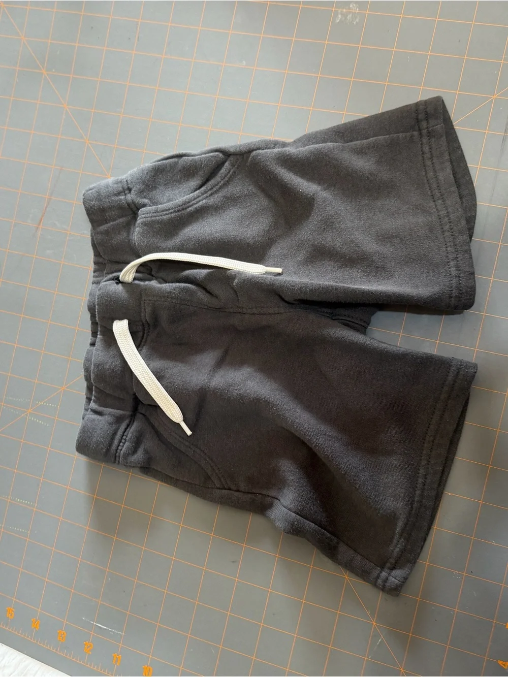 Kids Gray Drawstring Sweatshorts old navy 4T with pockets