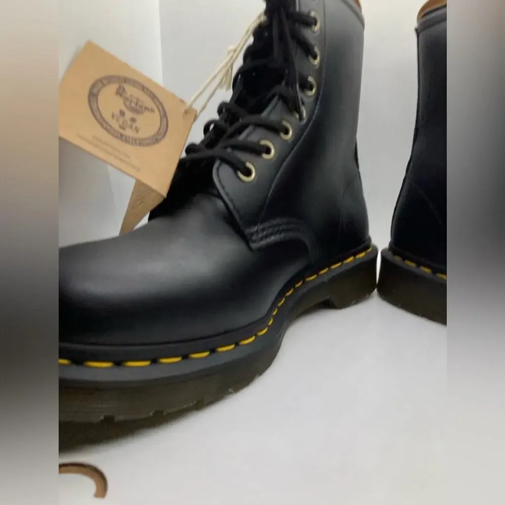 Dr. Martens pairs day