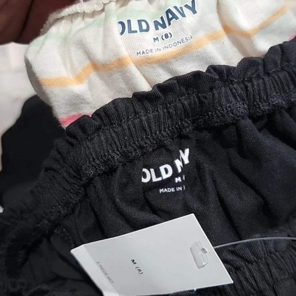 Old Navy black brand