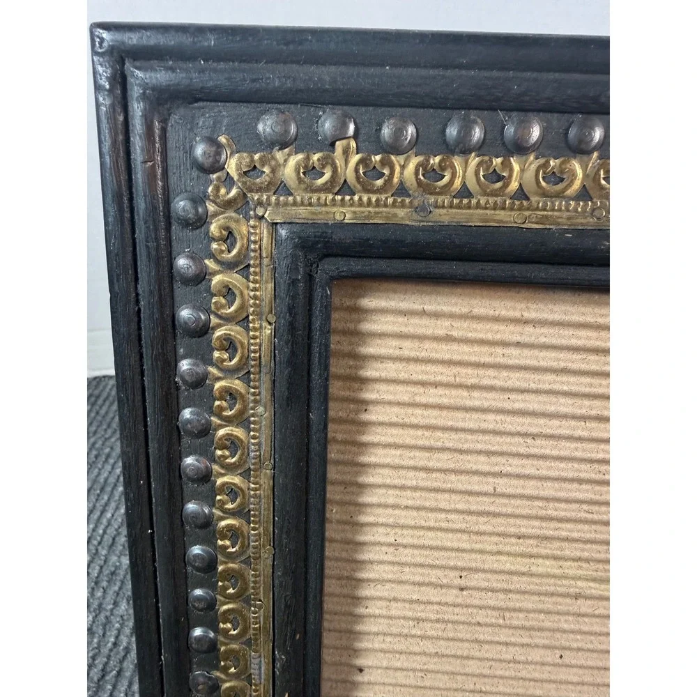 Vintage Black Wood Picture Frame Gold Brass Scrolled Inlay Studded 5x7 Opening