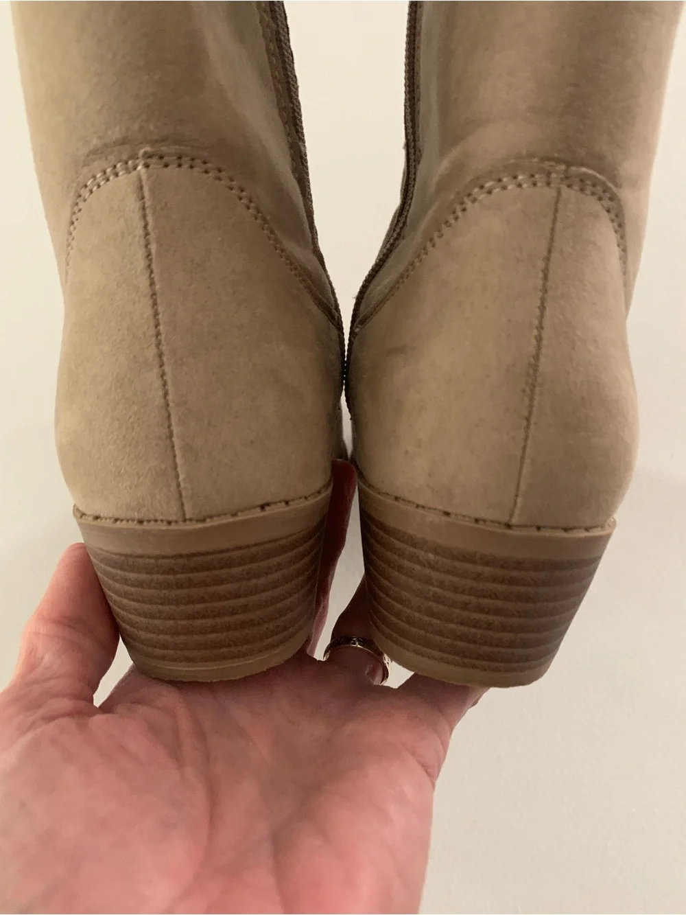 Old Navy show 10” toes