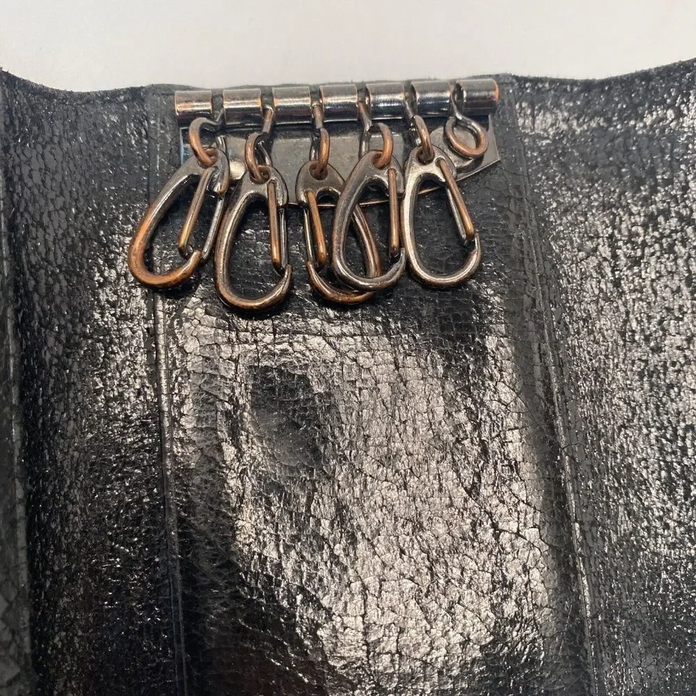 Tory Burch Black Leather Tri-Fold Key Case Mini Wallet – EUC, 5 Hooks, Crackle F