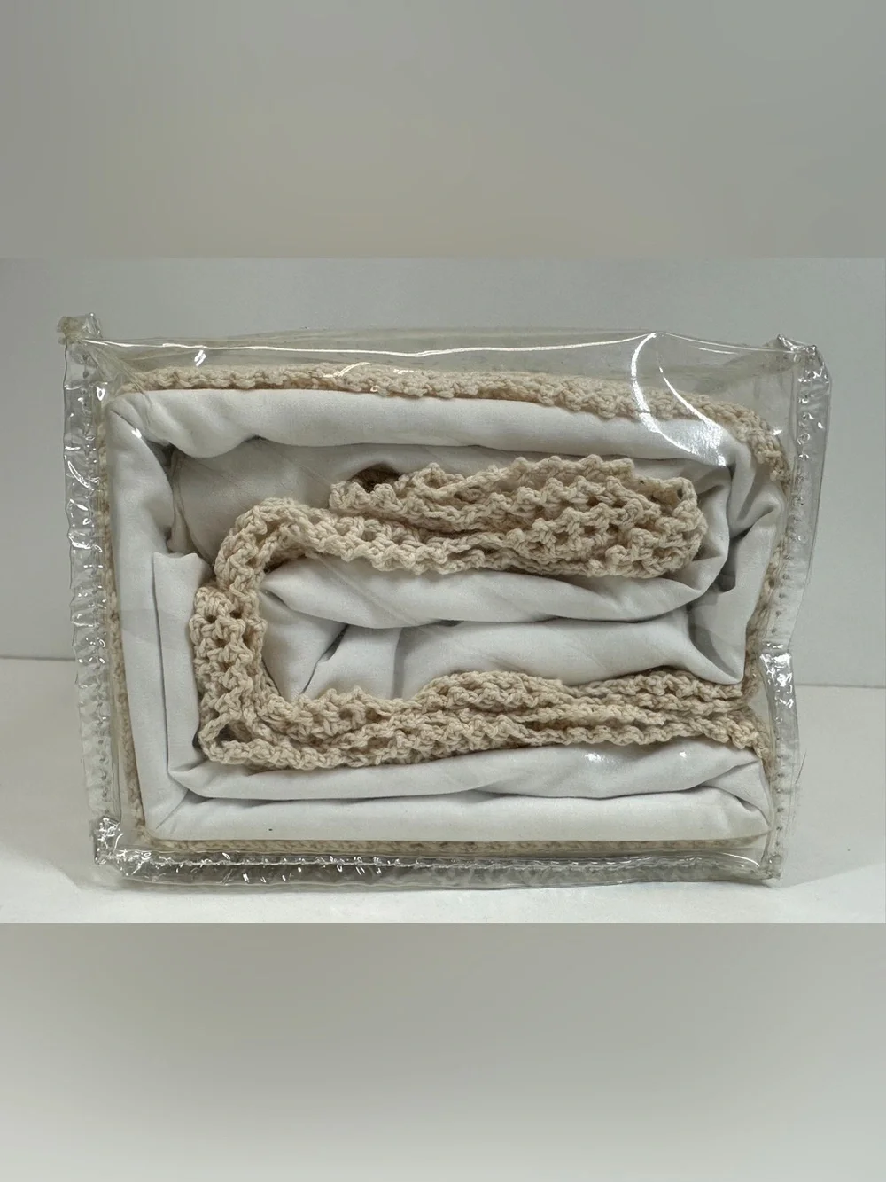 Crochet Trim Ivory Bedskirt Size Full Still In Original Packaging Never Used