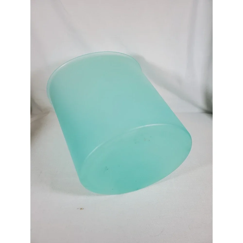 Sterilite Frosted Teal Blue Oval Wastebasket Small Trash Can Bathroom Office Y2K