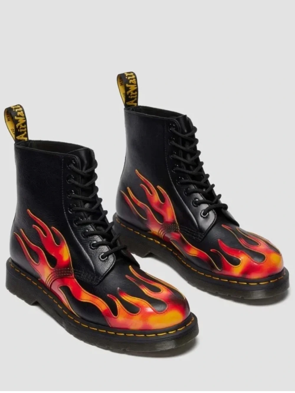Dr. Martens classic black