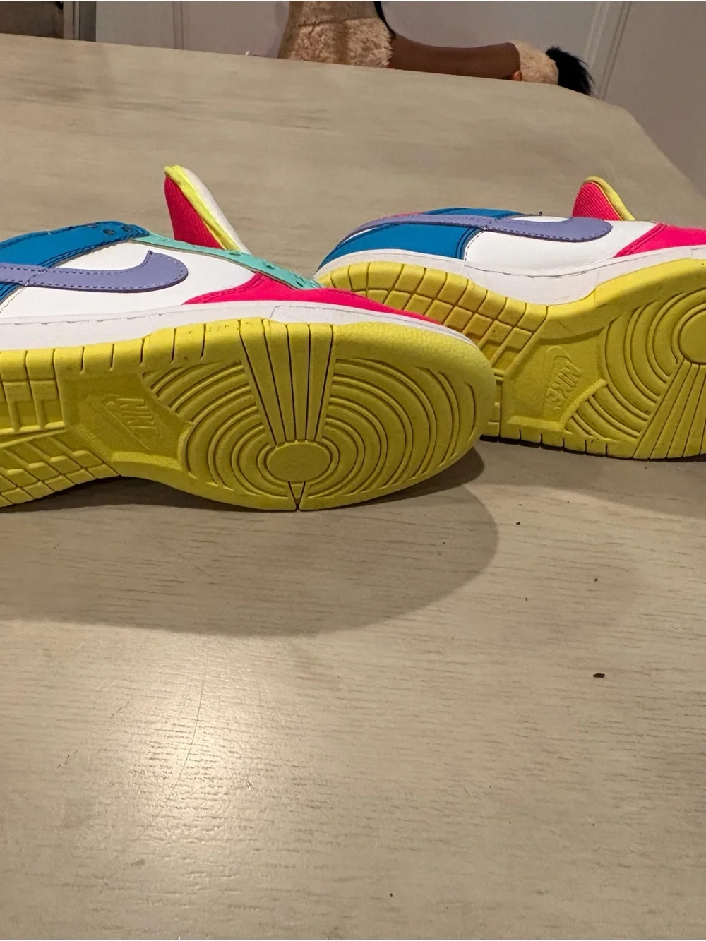 Nike bright colorblock