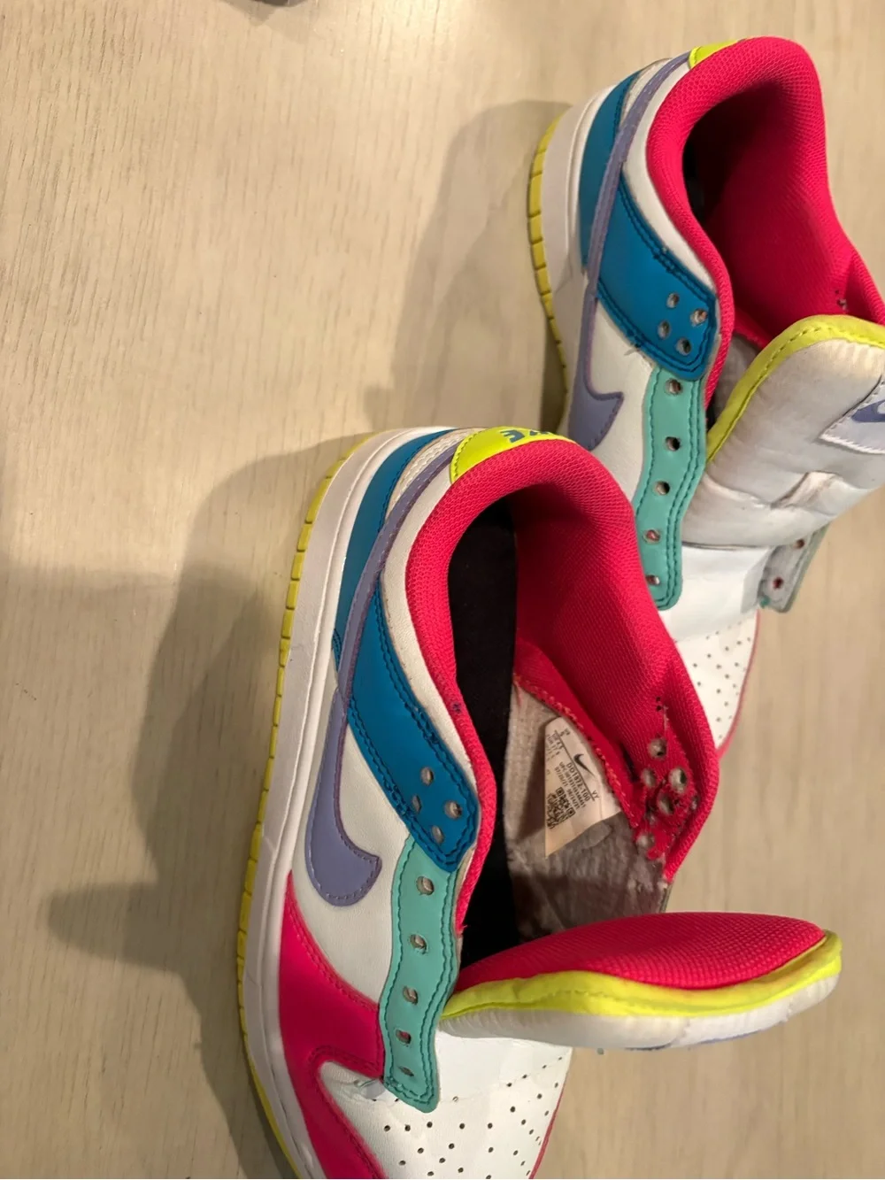 Nike bright colorblock
