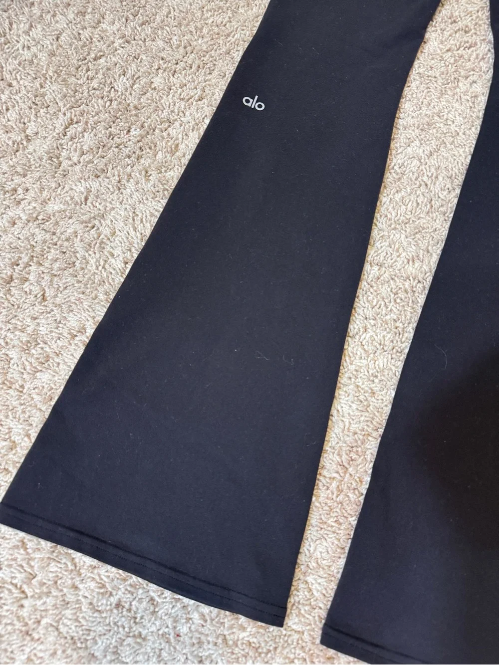 ALO Yoga figure flattering