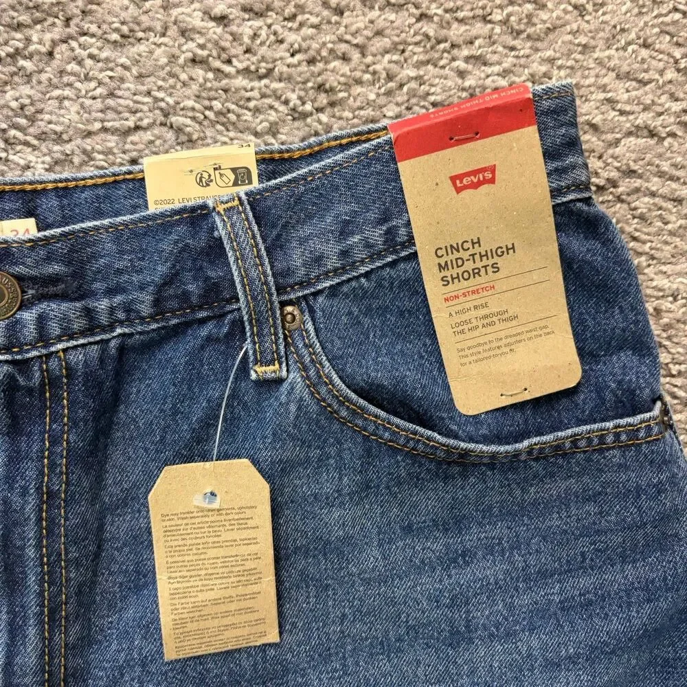 Levis shipping fast