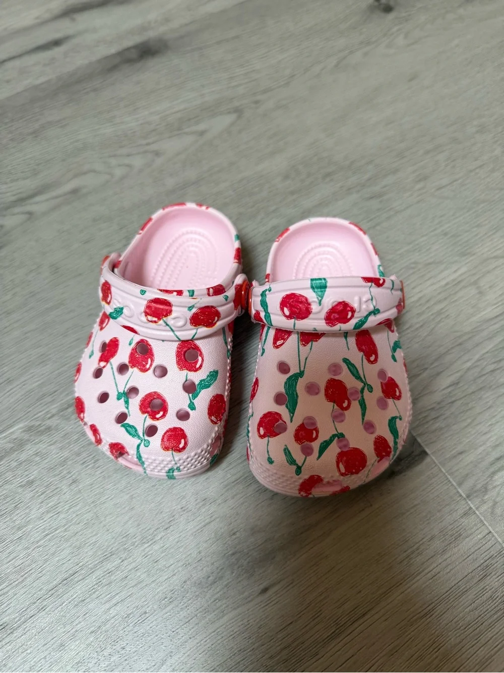 Crocs Baby Toddler Pink Cherry Classic Clogs C2/3